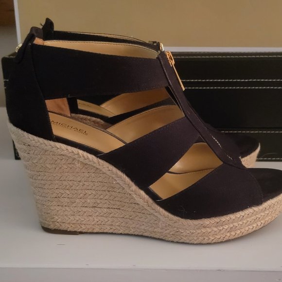 MICHAEL Michael Kors Shoes - Michael Kors Damita Wedge Sandal Size 11 (Excellent Condition)